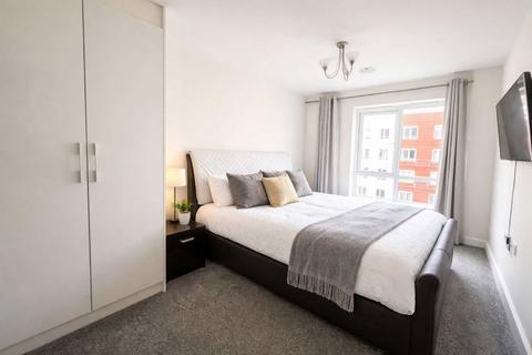 2 bedroom flat to rent, Boulevard Drive, London NW9