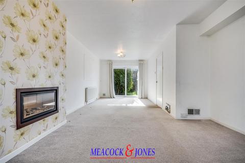 3 bedroom semi-detached house for sale, Barrington Court, Hutton, Brentwood