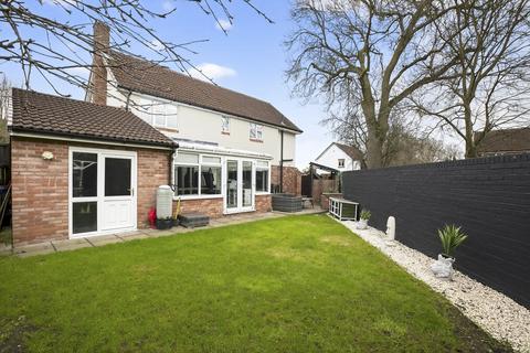 undefined, Airedale Avenue, Doncaster, DN11