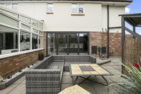 undefined, Airedale Avenue, Doncaster, DN11