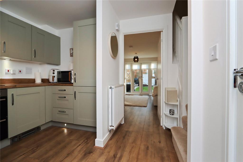 Hall/Kitchen
