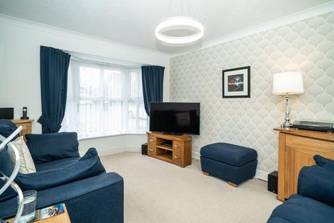 3 bedroom detached house for sale, Broadacres, Luton, LU2