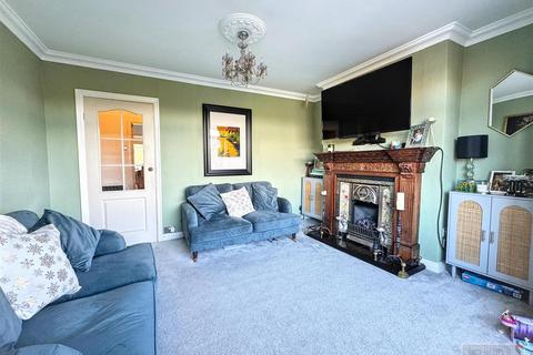 3 bedroom semi-detached house for sale, Macclesfield Old Road, Buxton