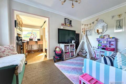 3 bedroom semi-detached house for sale, Macclesfield Old Road, Buxton