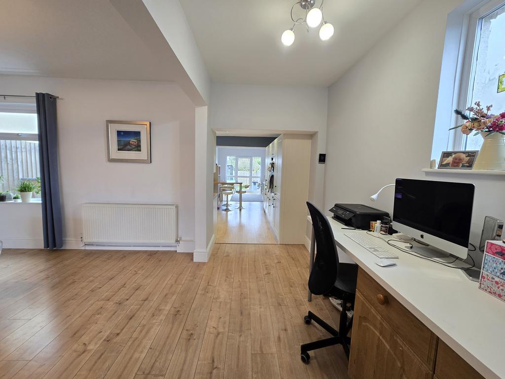 Dining Room/WFH space