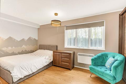 undefined, Alburgh Close, Bedford MK42
