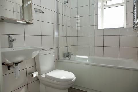 2 bedroom apartment to rent, Crouch Hill, London, N4