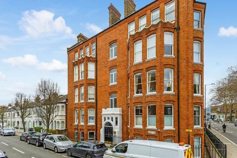 2 bedroom flat for sale, New Kings Road, London