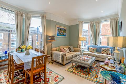 2 bedroom flat for sale, New Kings Road, London