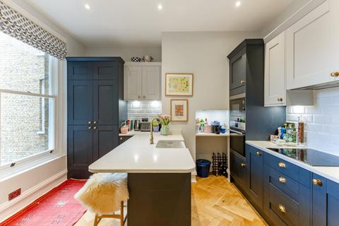 2 bedroom flat for sale, New Kings Road, London