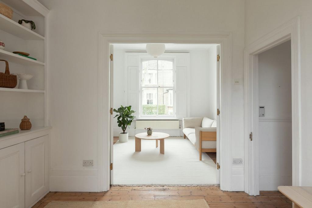 Lansdowne Drive E8