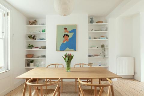 undefined, Lansdowne Drive, London E8