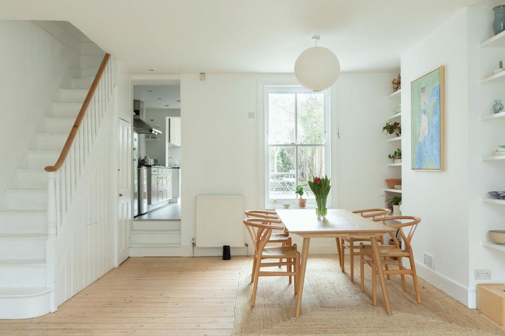 Lansdowne Drive E8