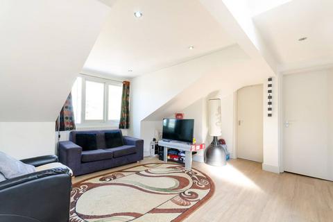 undefined, Fassett Road, Kingston, Kingston upon Thames, KT1