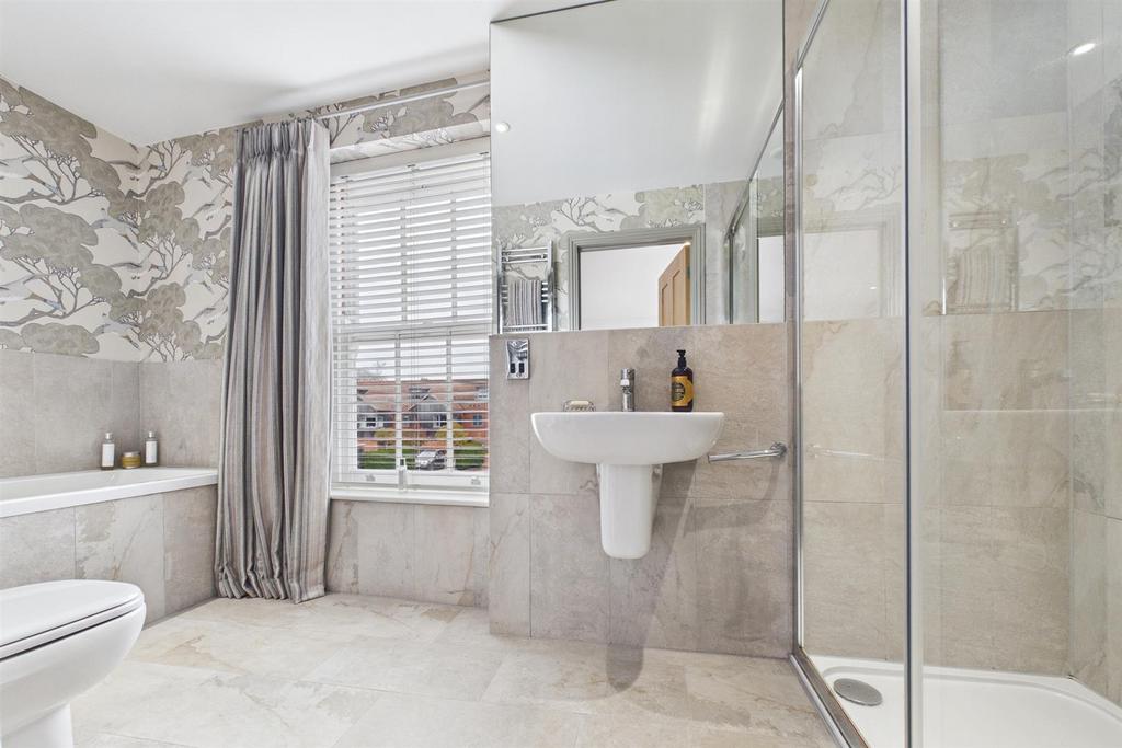 Ensuite bathroom to bedroom 2