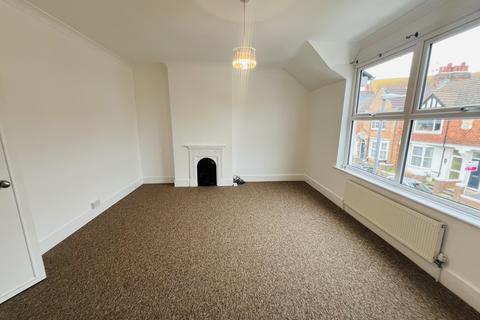 3 bedroom house to rent, Sheen Road, EASTBOURNE