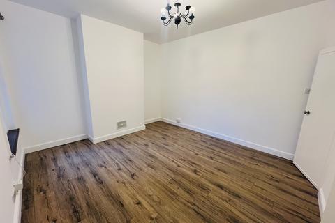 3 bedroom house to rent, Sheen Road, EASTBOURNE