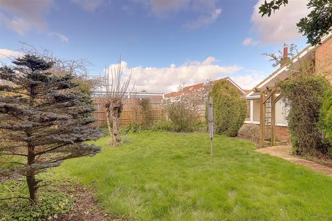 undefined, Hawthorn Crescent, Broadwater, Worthing