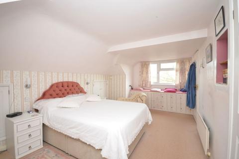 4 bedroom chalet for sale, Park Drive, Yapton, Arundel, BN18 0JF