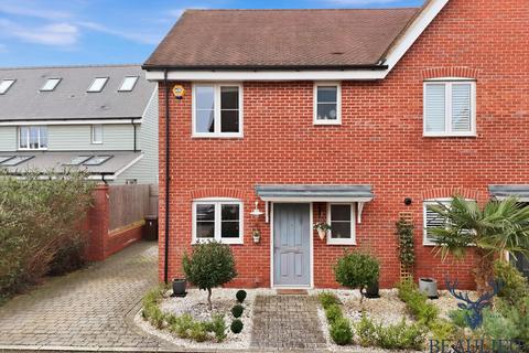 3 bedroom semi-detached house for sale, Beaulieu Park CM1