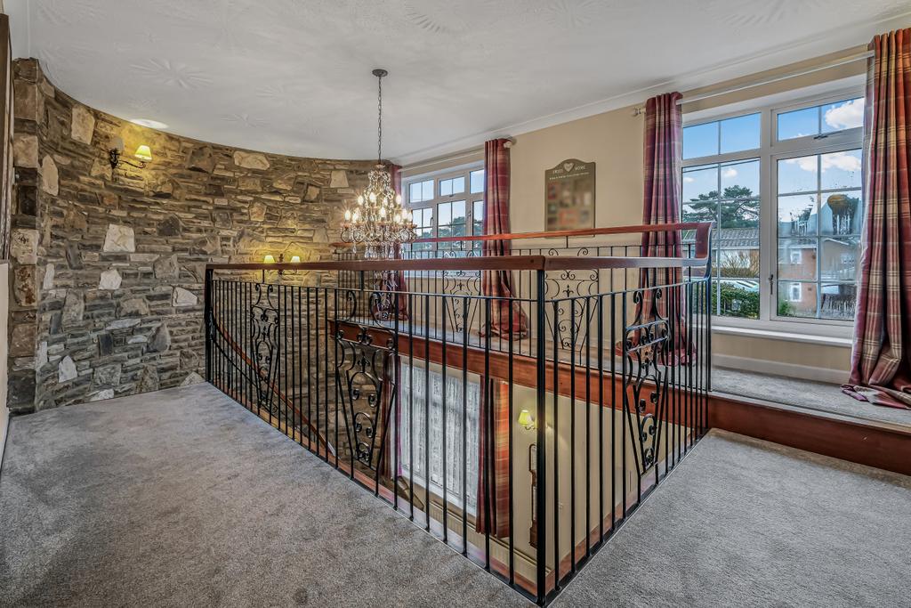 1st Floor Landing