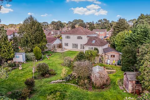 5 bedroom detached house for sale, Braeside Road, St. Leonards, Ringwood, Dorset, BH24
