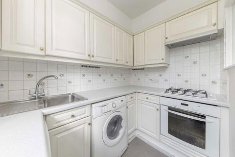 2 bedroom terraced house for sale, Bronson Road, London SW20