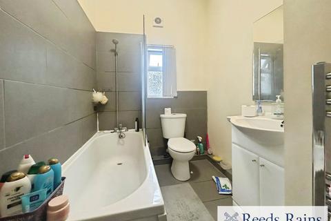 2 bedroom terraced house for sale, Mackenzie Road, Greater Manchester M7