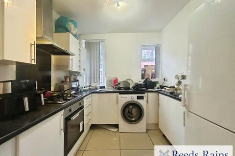 2 bedroom terraced house for sale, Mackenzie Road, Greater Manchester M7