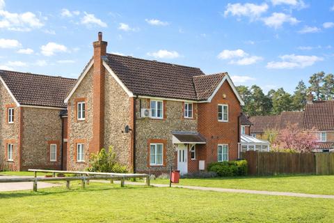 4 bedroom detached house for sale, Cypress Close, Mildenhall, Bury St. Edmunds, Suffolk, IP28