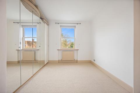 2 bedroom apartment for sale, Haverstock Hill, Belsize Park, London