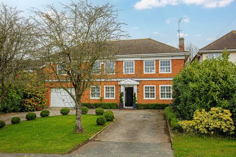 4 bedroom detached house for sale - Benfleet SS7