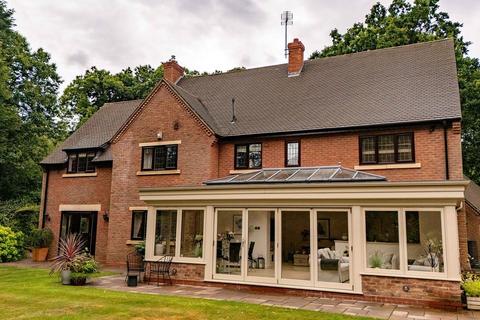 5 bedroom detached house for sale, Hartopp Road, Sutton Coldfield B74