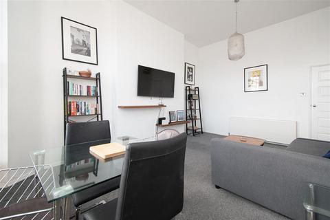 1 bedroom flat for sale, Eversfield Place, St. Leonards-On-Sea