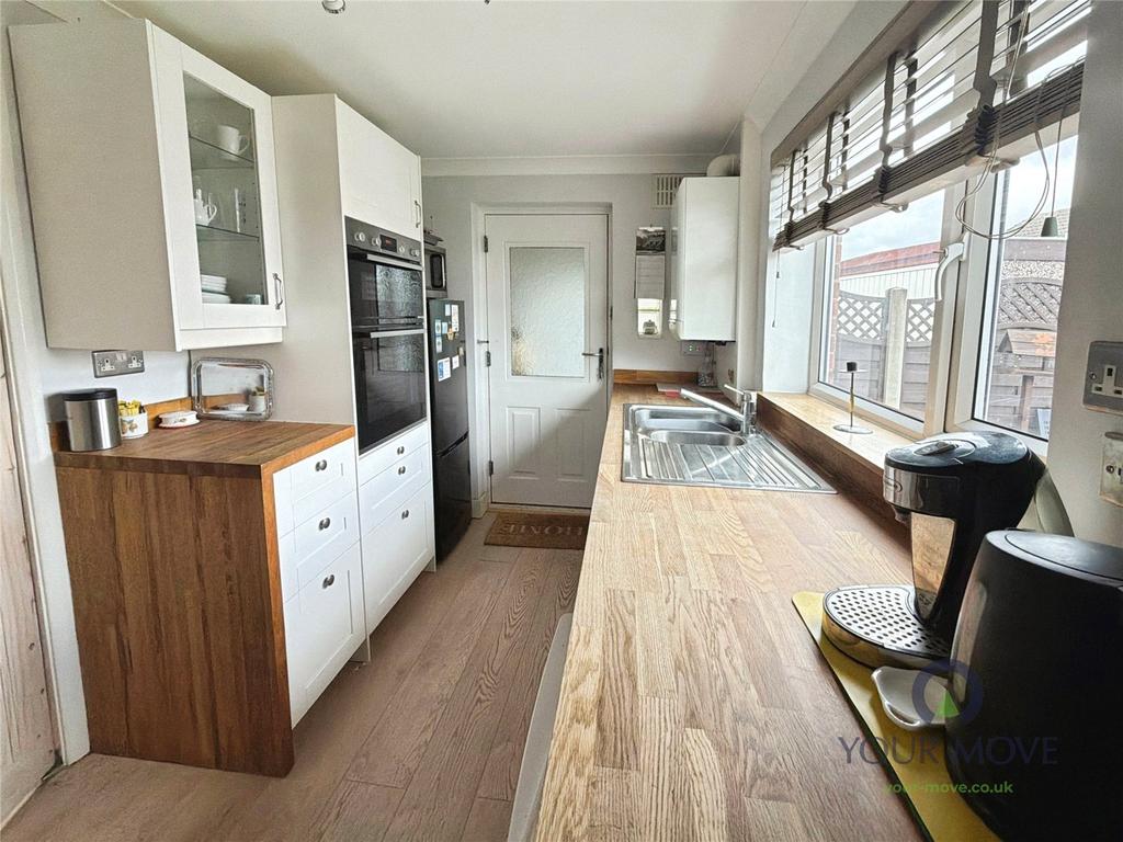 Fitted Kitchen