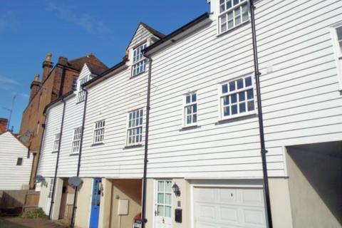 undefined, Kinnings Row, Tonbridge, TN9