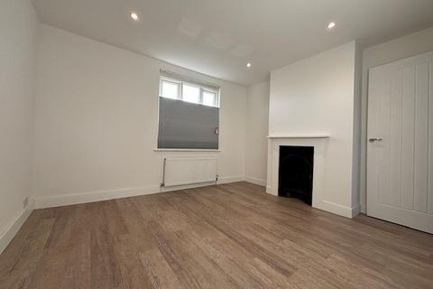 undefined, Northfields, Tunbridge Wells, TN3