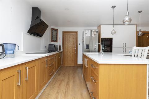 undefined, Lindley Moor Road, Huddersfield HD3