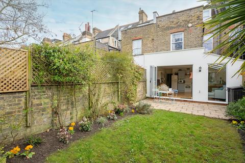 2 bedroom flat for sale, Plympton Road, London NW6