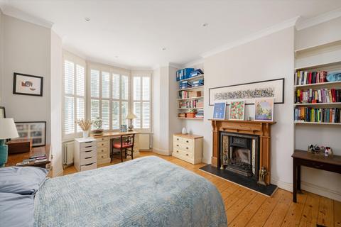 2 bedroom flat for sale, Plympton Road, London NW6