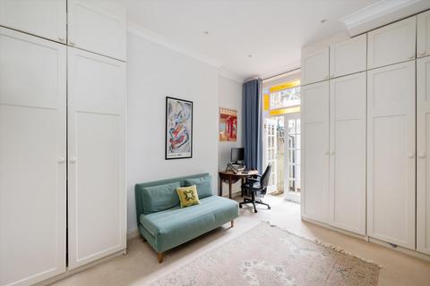 2 bedroom flat for sale, Plympton Road, London NW6