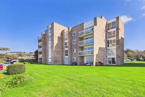 2 bedroom flat for sale - Frontline setting overlooking Clevedon’s seafront