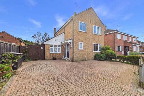 3 bedroom house for sale - Thornwood Close, Colchester CO5