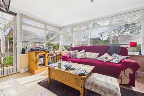 3 bedroom house for sale, Thornwood Close, Colchester CO5