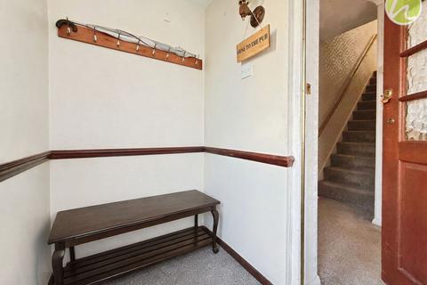 undefined, Gideons Way, Stanford-Le-Hope, SS17