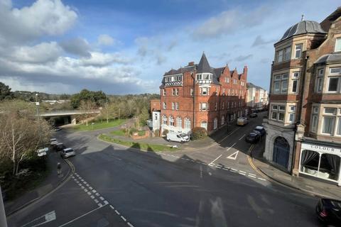 2 bedroom duplex to rent, Queens Road, Bournemouth BH2