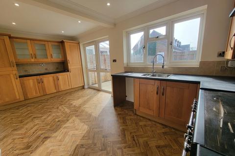 undefined, York Crescent, Ipswich IP6