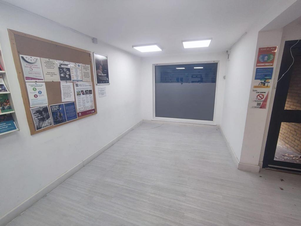 Commercial property to rent Ripple Road, Barking