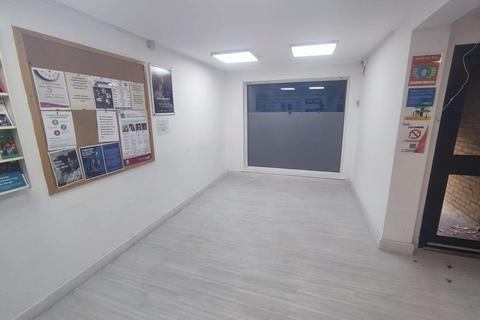 Property to rent - Ripple Road, Barking, IG11