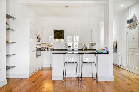 undefined, Fitzjohns Avenue, London, NW3